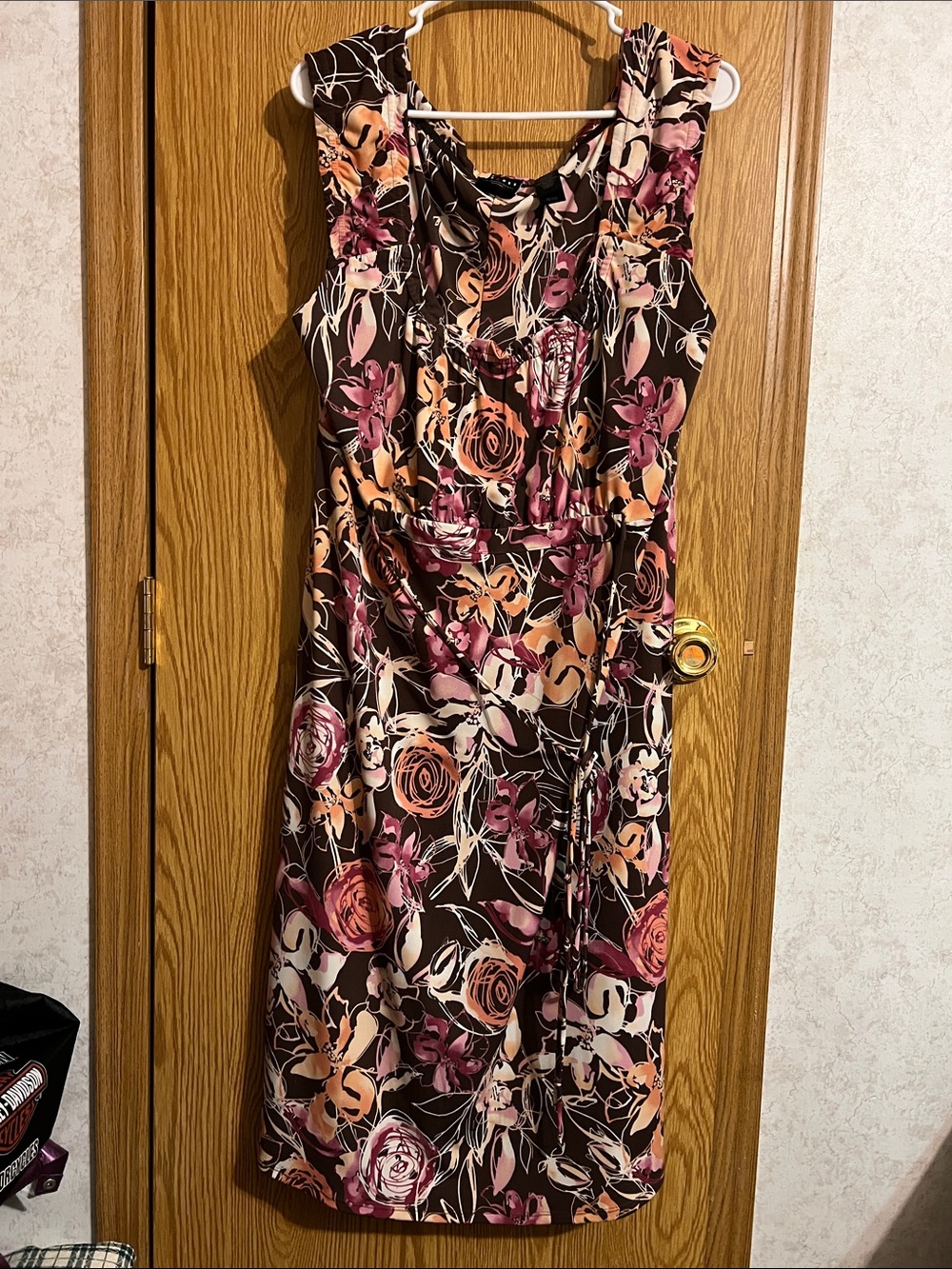 Axcess Floral Midi Dress in Brown, Pink and Cream Sz 2x